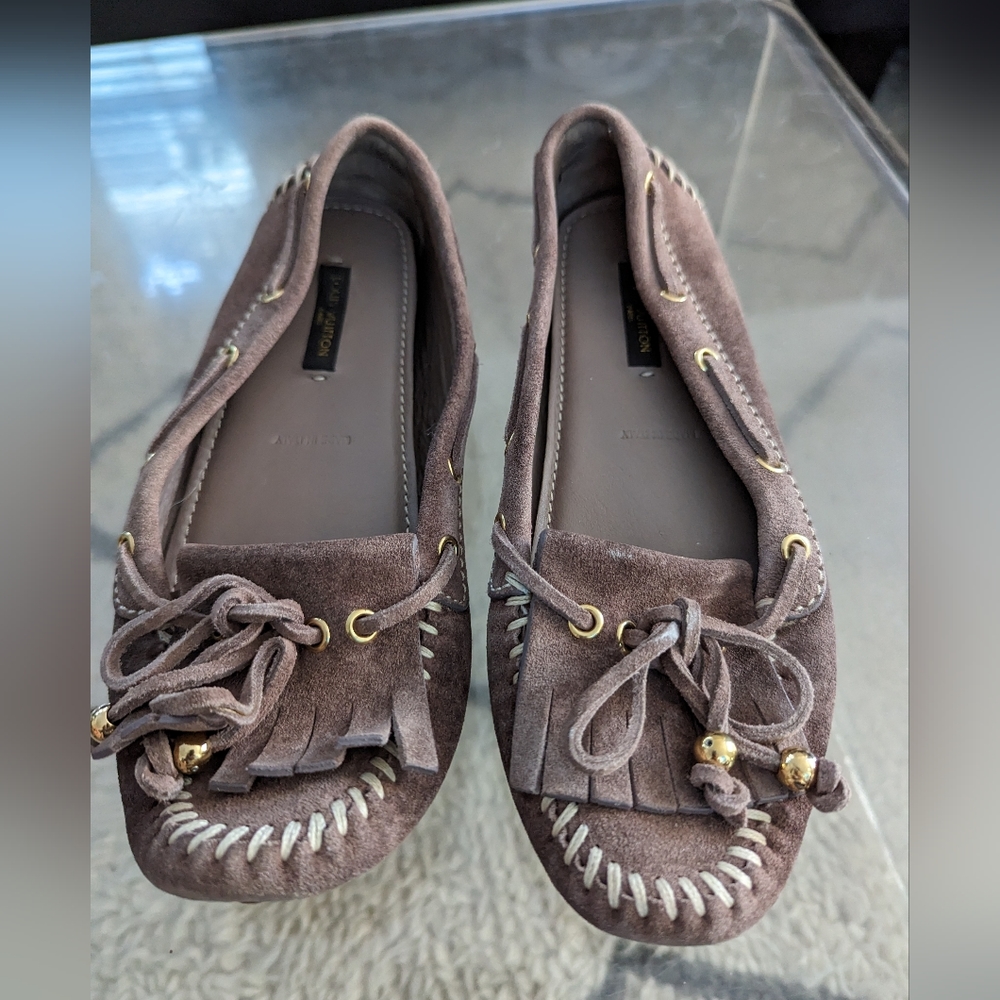 Vintage Louis Vuitton Brown Suede Bow Fringe Moccasin Loafers boat shoes